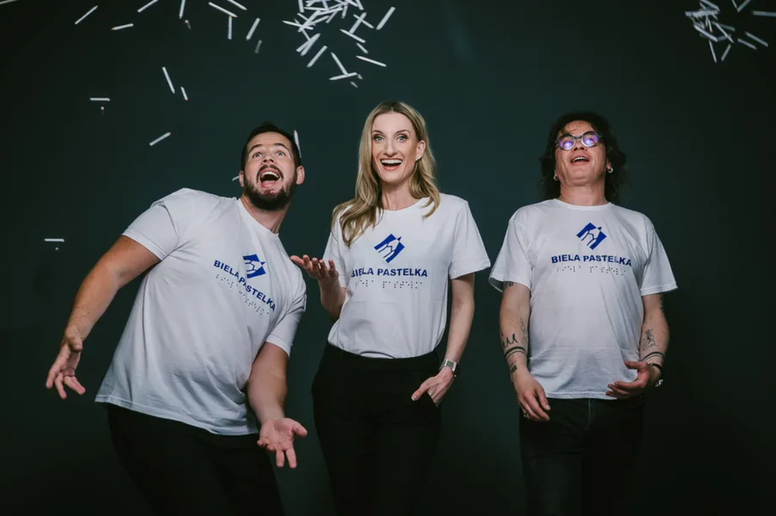 Celonárodná zbierka Biela pastelka